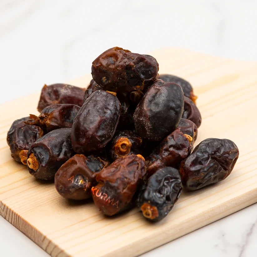 Kurma Mahkota Khenaizi